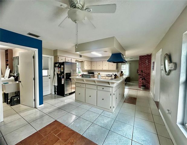 2950 N SHELL ROAD, Deland, FL 32720