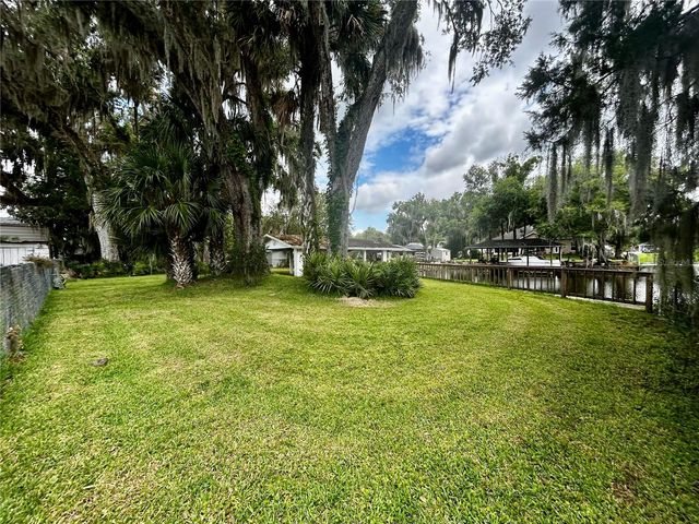 2950 N SHELL ROAD, Deland, FL 32720