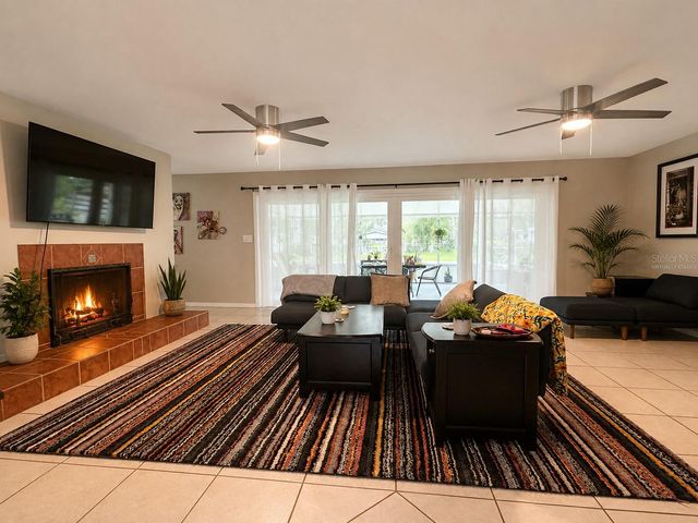 2950 N SHELL ROAD, Deland, FL 32720