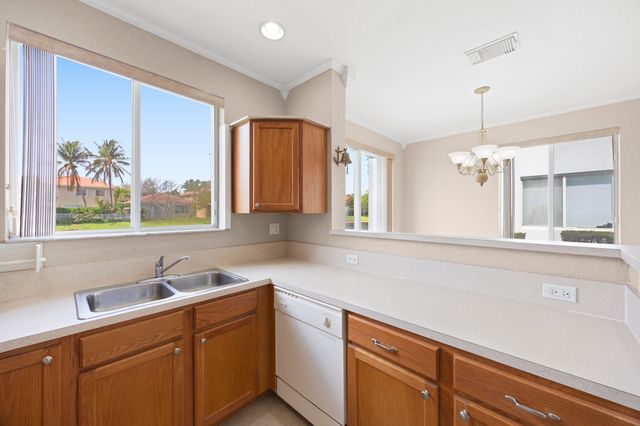 3069 Laurel Ridge Circle, Riviera Beach, FL 33404