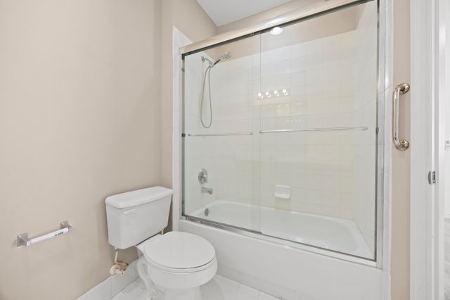 3069 Laurel Ridge Circle, Riviera Beach, FL 33404