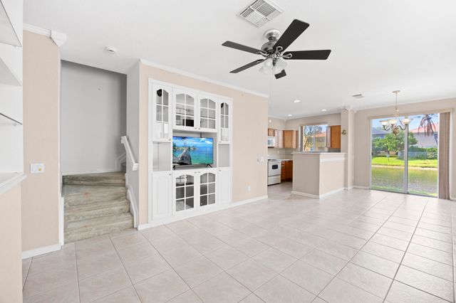 3069 Laurel Ridge Circle, Riviera Beach, FL 33404