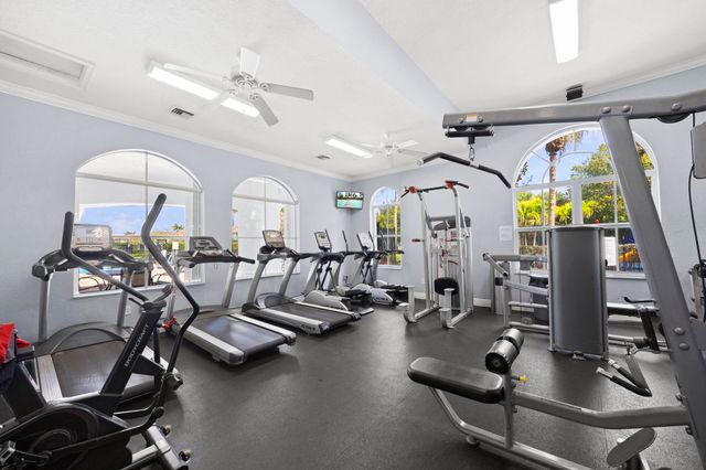 3069 Laurel Ridge Circle, Riviera Beach, FL 33404