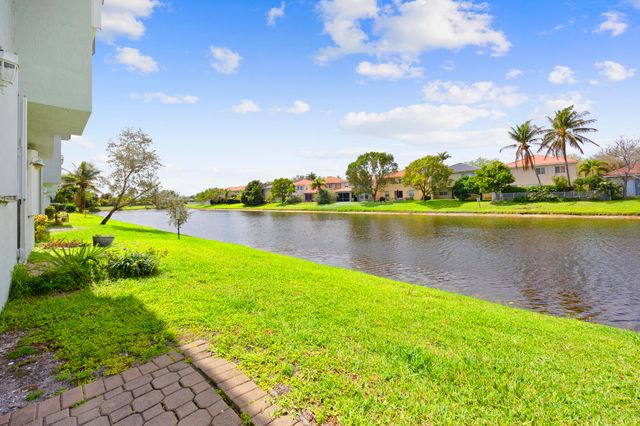 3069 Laurel Ridge Circle, Riviera Beach, FL 33404