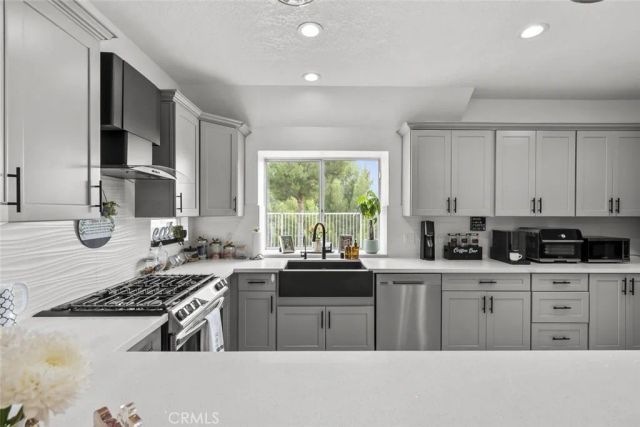 19329 Santa Maria Drive, Newhall, CA 91321