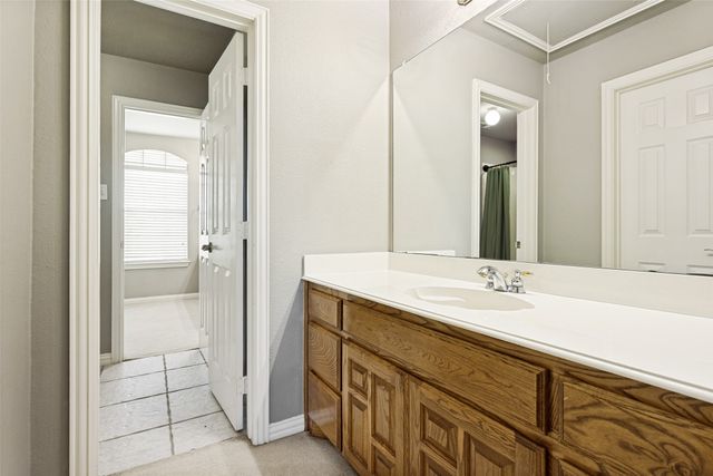 930 Lakeridge Drive, Lavon, TX 75166