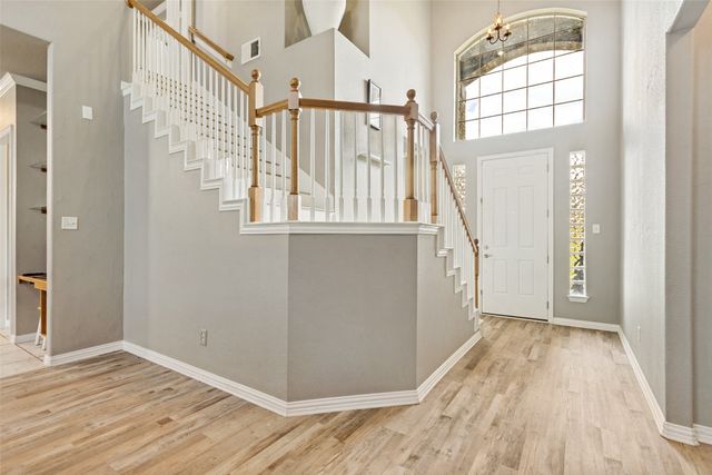 930 Lakeridge Drive, Lavon, TX 75166