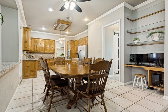 930 Lakeridge Drive, Lavon, TX 75166