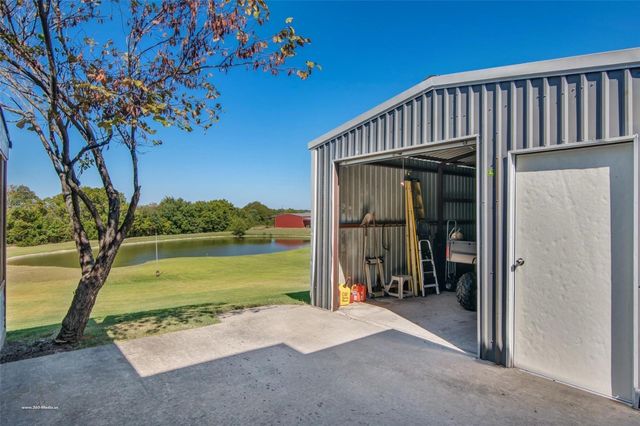 930 Lakeridge Drive, Lavon, TX 75166