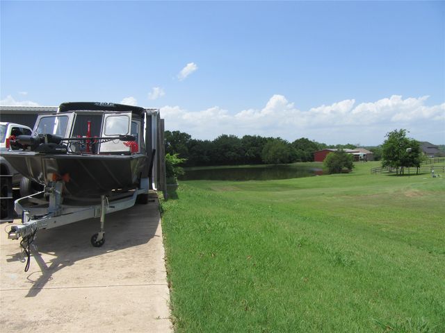 930 Lakeridge Drive, Lavon, TX 75166