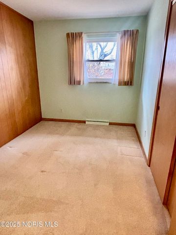 465 S Stephen Street, Oregon, OH 43616