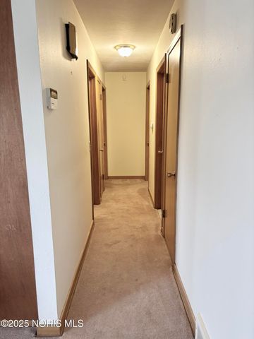 465 S Stephen Street, Oregon, OH 43616