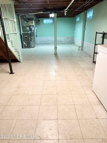 465 S Stephen Street, Oregon, OH 43616