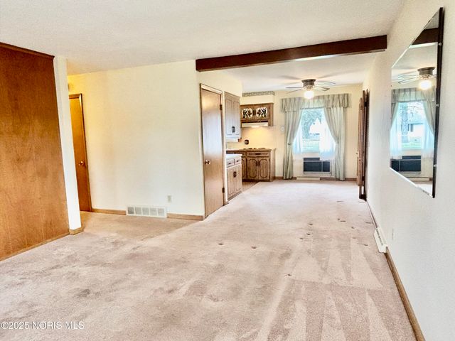 465 S Stephen Street, Oregon, OH 43616