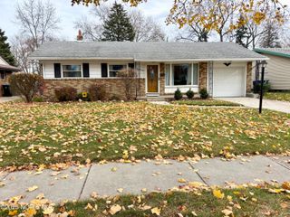 465 S Stephen Street, Oregon, OH 43616