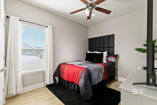 6033 Andhurst Drive, Gulf Shores, AL 36542