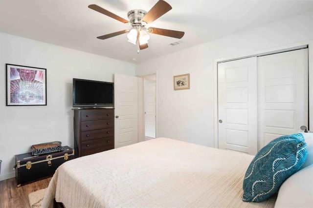 6604 Blarwood DR, Austin, TX 78745