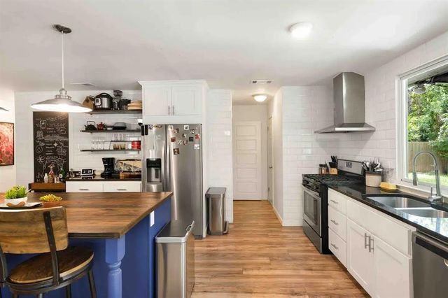 6604 Blarwood DR, Austin, TX 78745