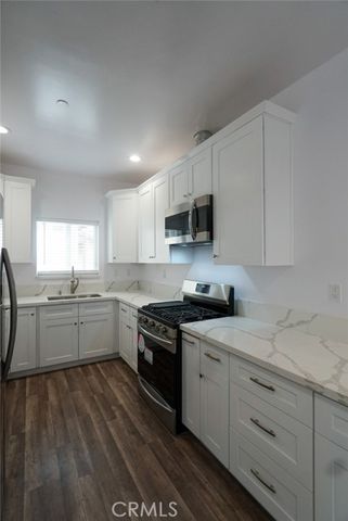 10304 Primrose Avenue, Hesperia, CA 92345