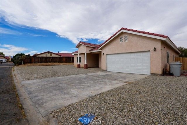 10304 Primrose Avenue, Hesperia, CA 92345