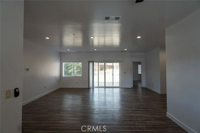 10304 Primrose Avenue, Hesperia, CA 92345