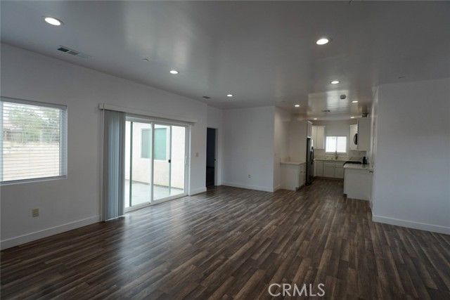 10304 Primrose Avenue, Hesperia, CA 92345