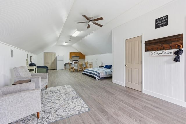 128 East 43rd Place, Cut Off, LA 70345