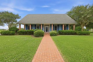 128 East 43rd Place, Cut Off, LA 70345