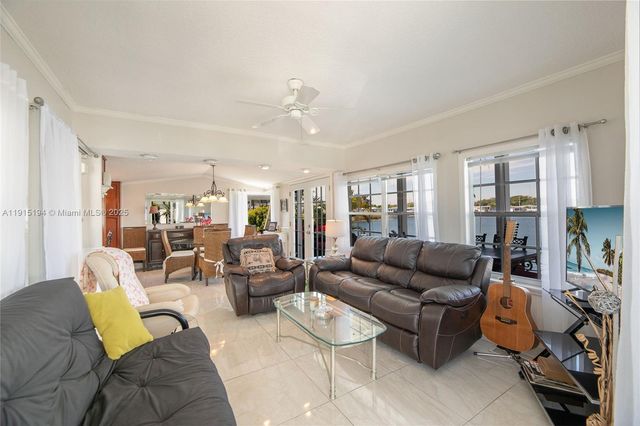 112 Lake Shore Dr, Pembroke Park, FL 33009