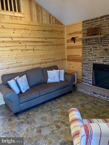 1461 BIG CREEK RD, Clearville, PA 15535