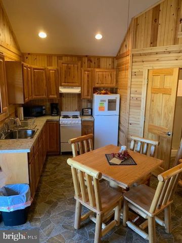 1461 BIG CREEK RD, Clearville, PA 15535