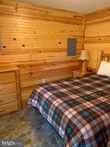 1461 BIG CREEK RD, Clearville, PA 15535