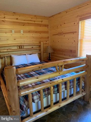 1461 BIG CREEK RD, Clearville, PA 15535