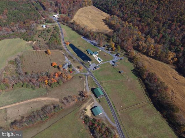 1461 BIG CREEK RD, Clearville, PA 15535