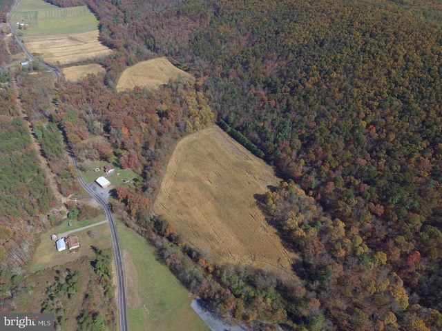 1461 BIG CREEK RD, Clearville, PA 15535