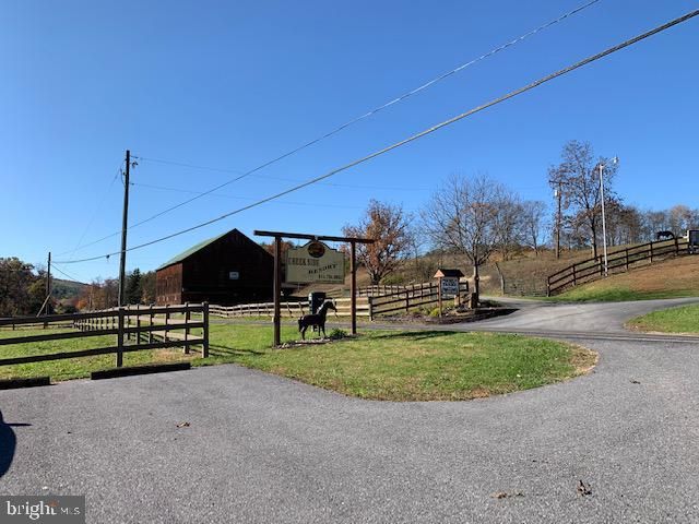 1461 BIG CREEK RD, Clearville, PA 15535