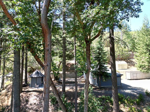 4712 Old Highway 99 S, Ashland, OR 97520