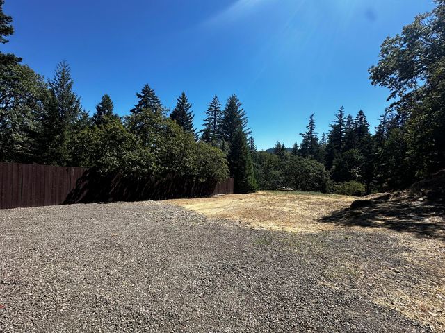 4712 Old Highway 99 S, Ashland, OR 97520
