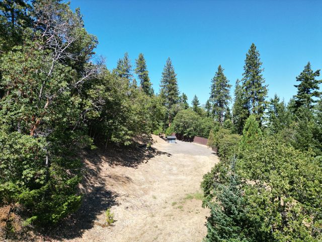 4712 Old Highway 99 S, Ashland, OR 97520