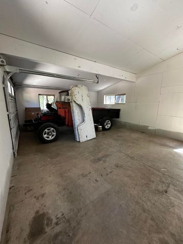 4712 Old Highway 99 S, Ashland, OR 97520