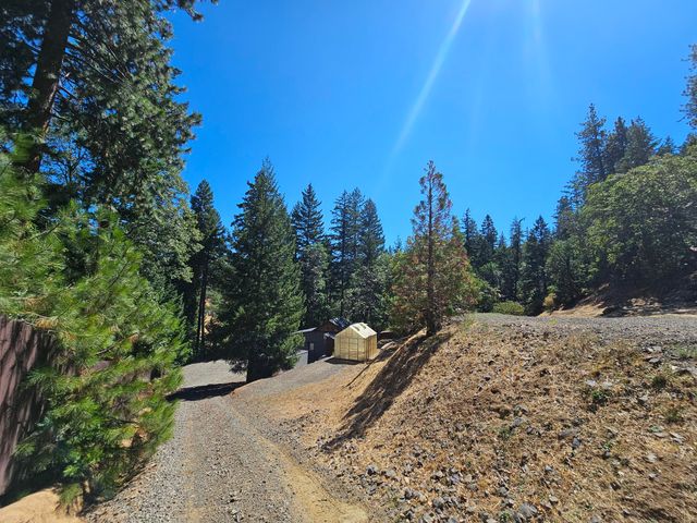 4712 Old Highway 99 S, Ashland, OR 97520