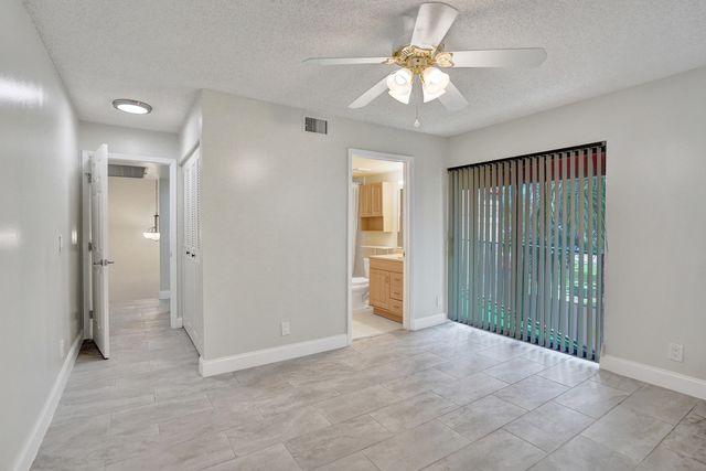 4260 Village Drive D, Delray Beach, FL 33445