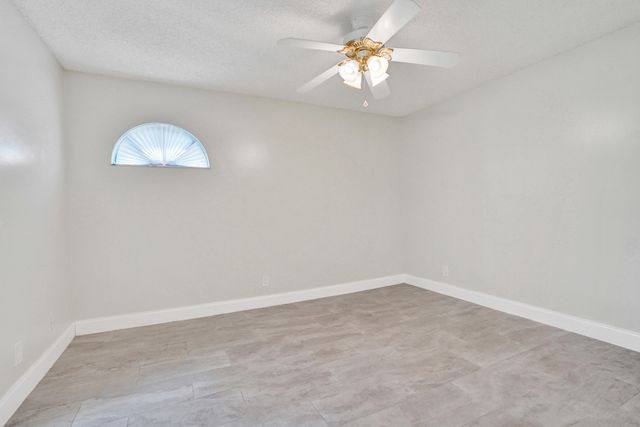 4260 Village Drive D, Delray Beach, FL 33445