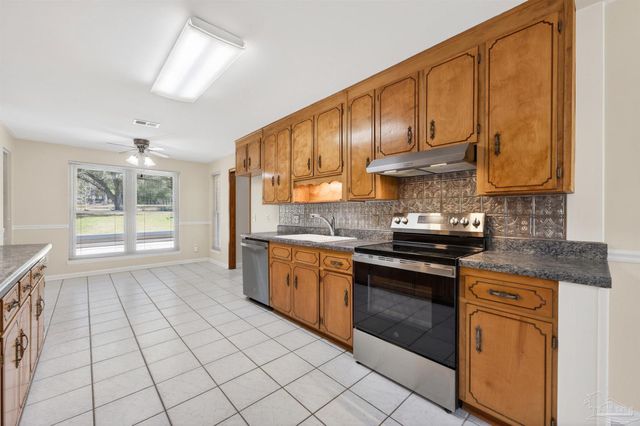 3580 Ashland Ave, Pensacola, FL 32534