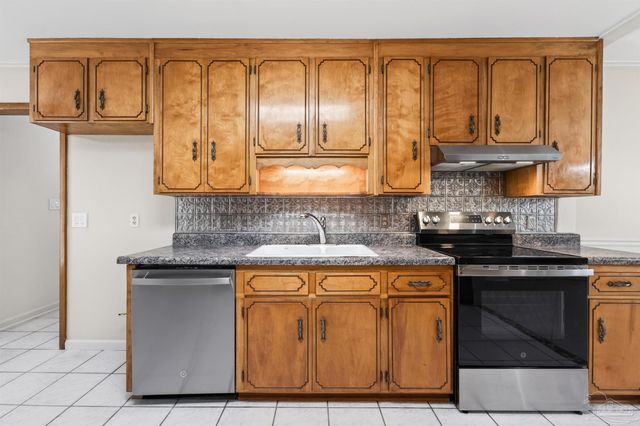 3580 Ashland Ave, Pensacola, FL 32534