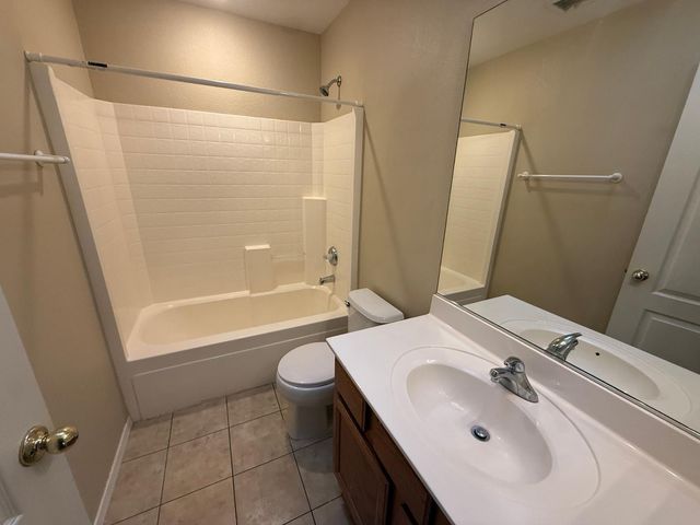 24642 N 36th Avenue, Glendale, AZ 85310