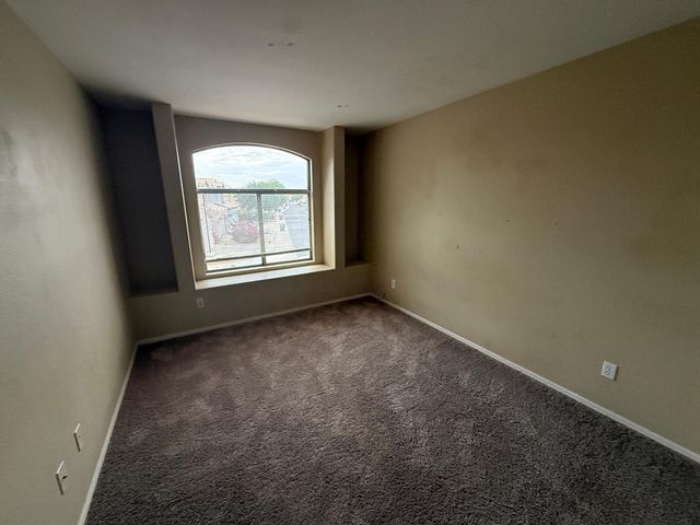 24642 N 36th Avenue, Glendale, AZ 85310
