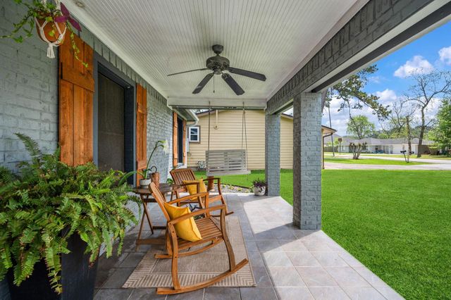 431 Corydon Drive, Houston, TX 77336