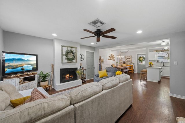 431 Corydon Drive, Houston, TX 77336