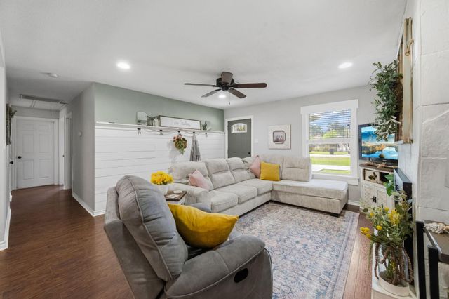 431 Corydon Drive, Houston, TX 77336